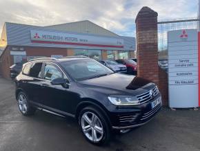 VOLKSWAGEN TOUAREG 2017 (17) at Fife Subaru Cupar