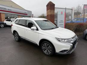 MITSUBISHI OUTLANDER 2019 (19) at Fife Subaru Cupar